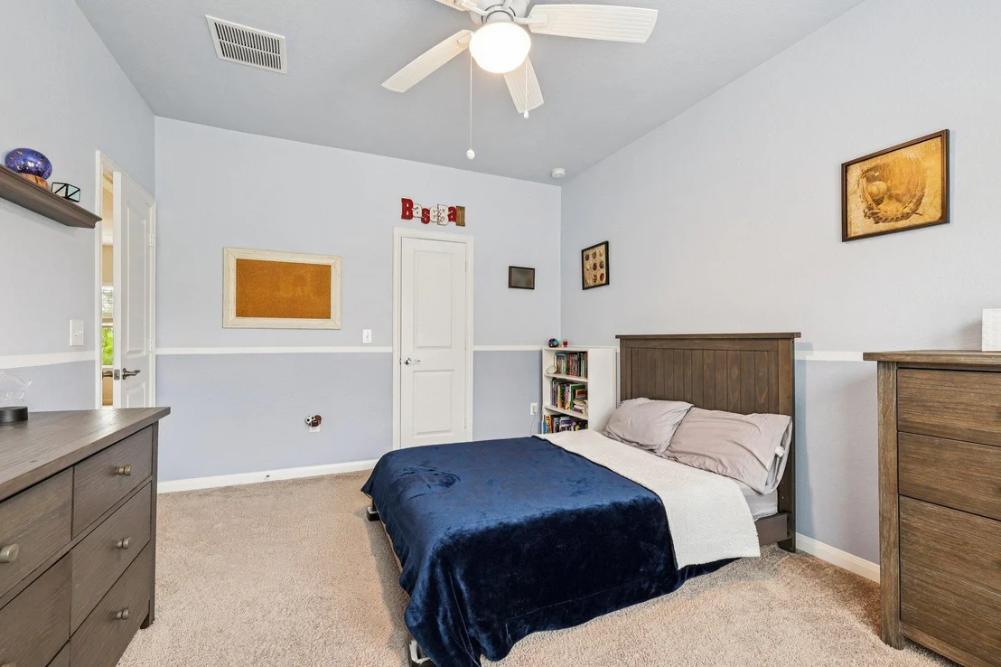 Photo of 10033 Gertrudis LOOP