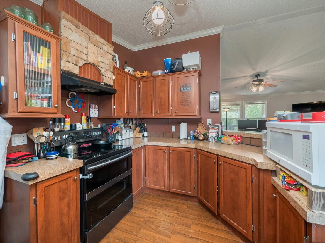 Photo of 180 Powell RD