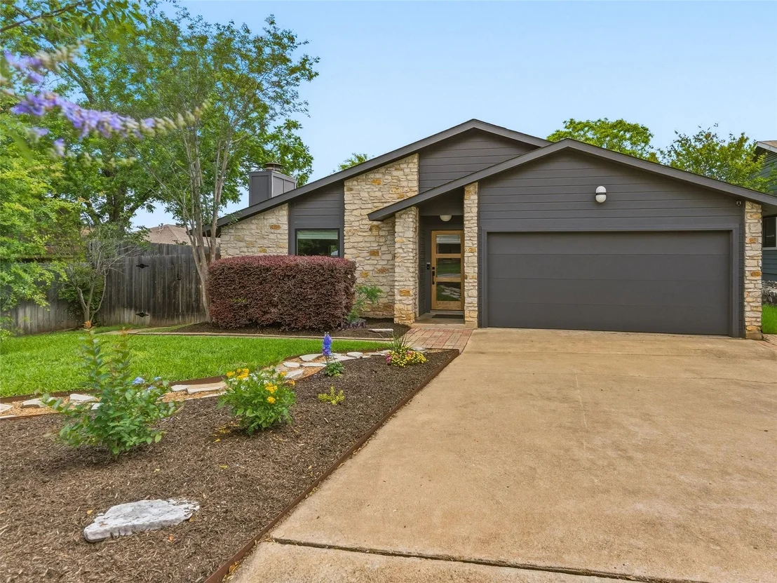 Photo of 3218 Western DR