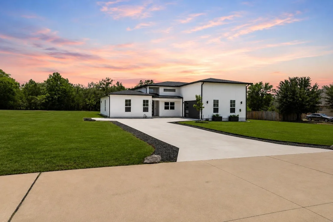 Photo of 307 Chisholm TRL