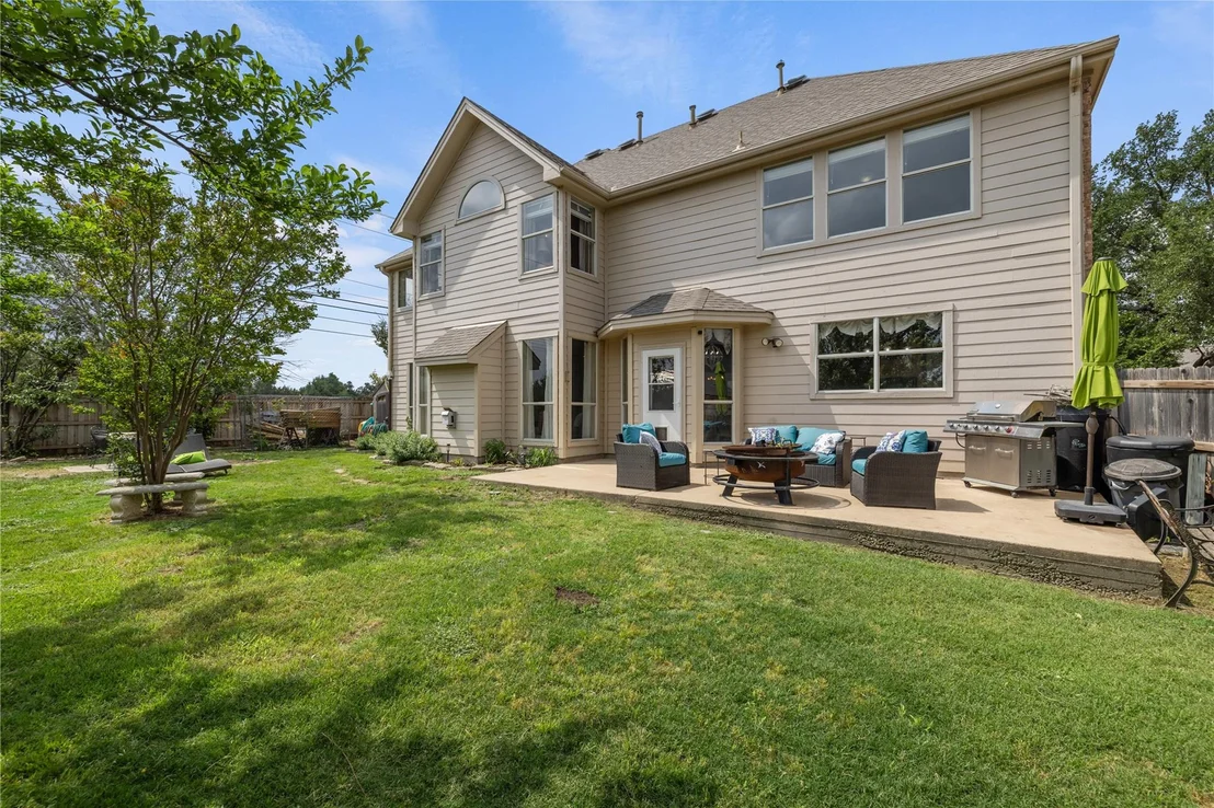 Photo of 100 S Ridge CIR