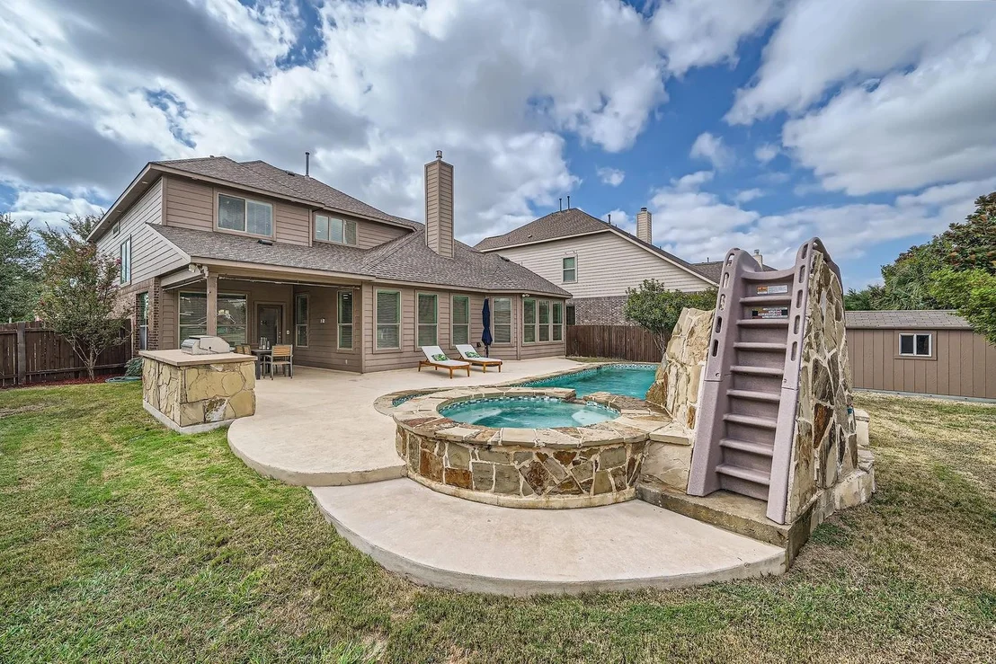 Photo of 1015 Rowland CV
