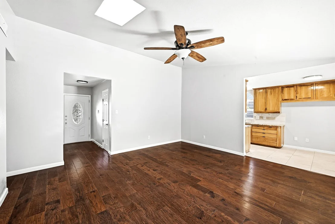 Photo of 10417 Firethorn LN