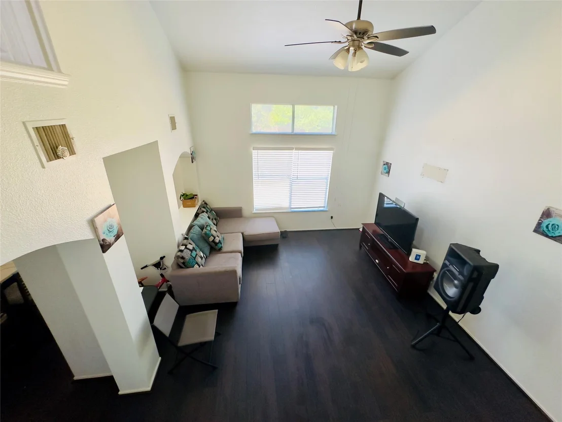 Photo of 2255 Ada LN