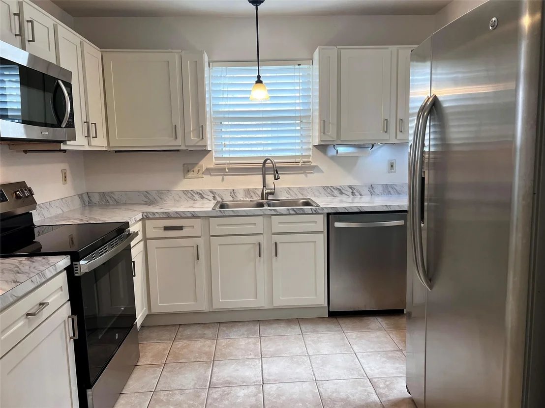 Photo of 1714 Timber Ridge RD