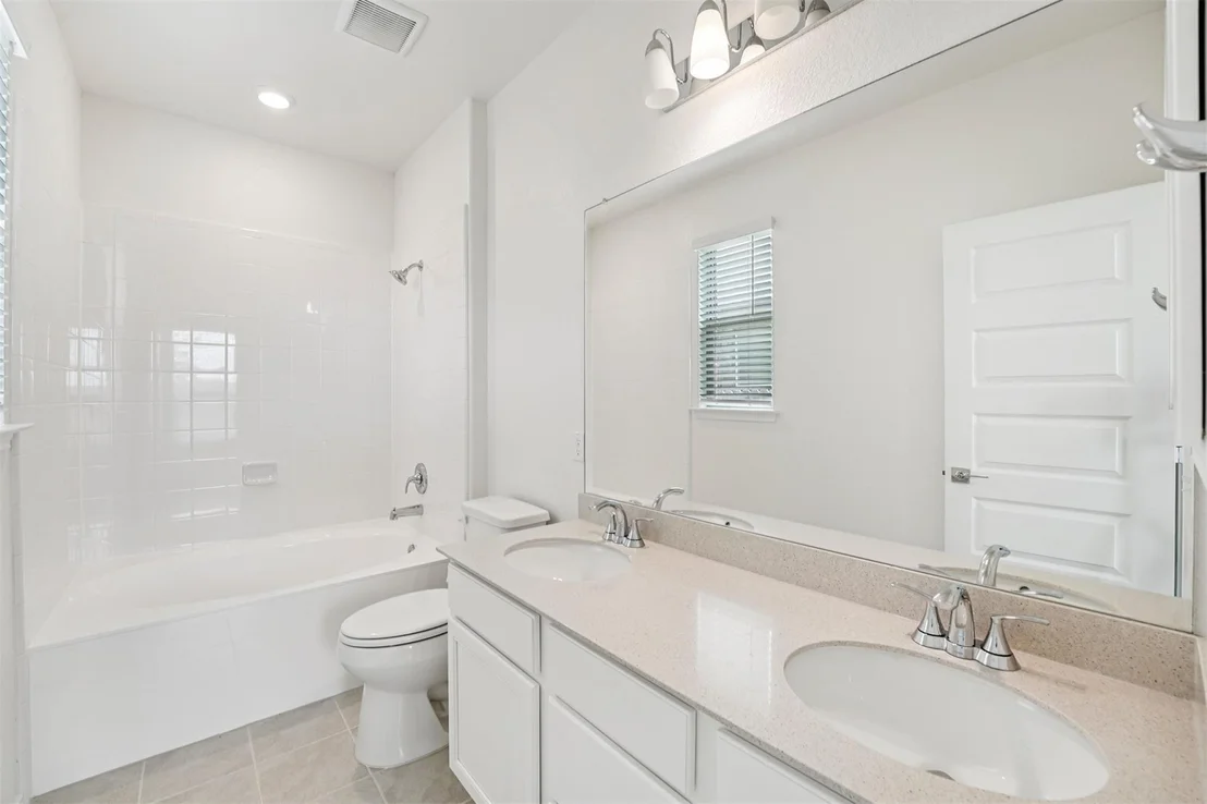 Photo of 3955 La Contenta LN