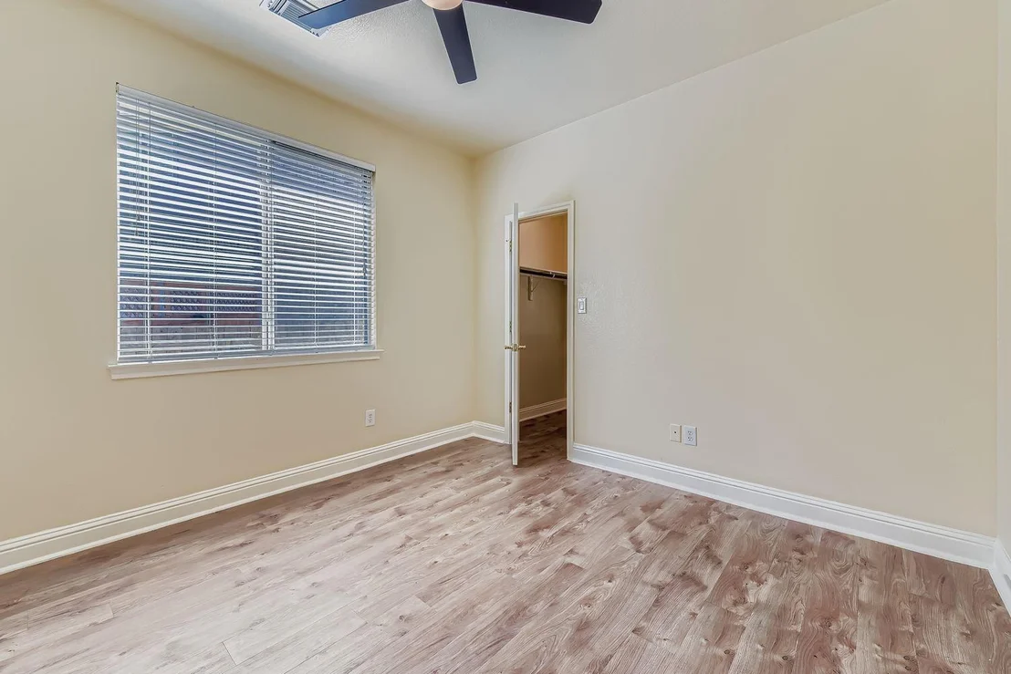 Photo of 7517 Seneca Falls LOOP
