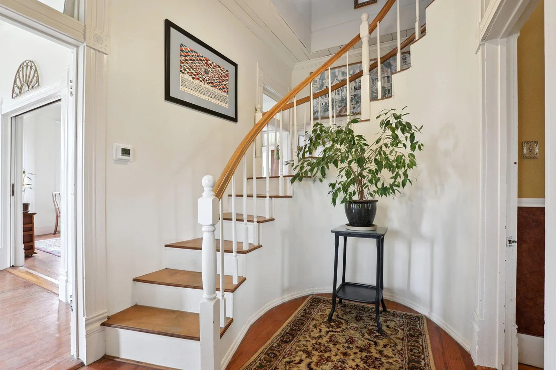 Photo of 109 Taylor RD