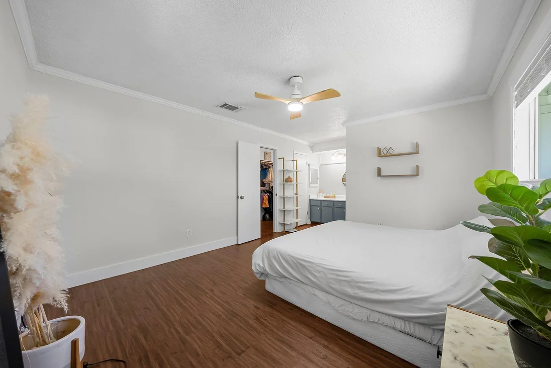 Photo of 3212 Darnell DR