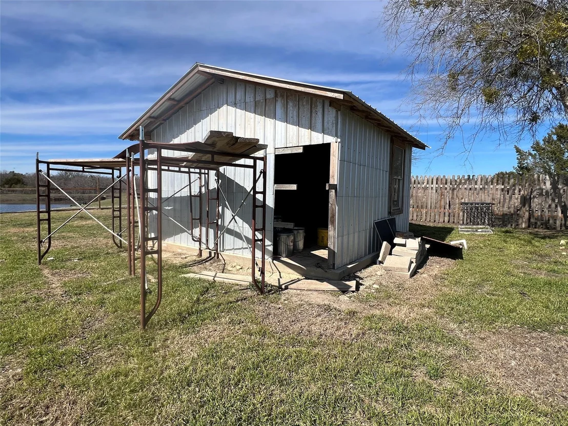 Photo of 1300 County Road 217
