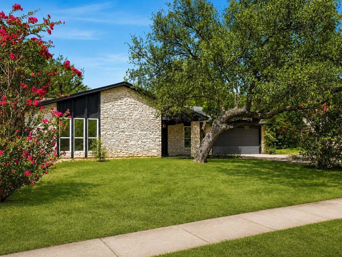 Photo of 12332 Deerbrook TRL