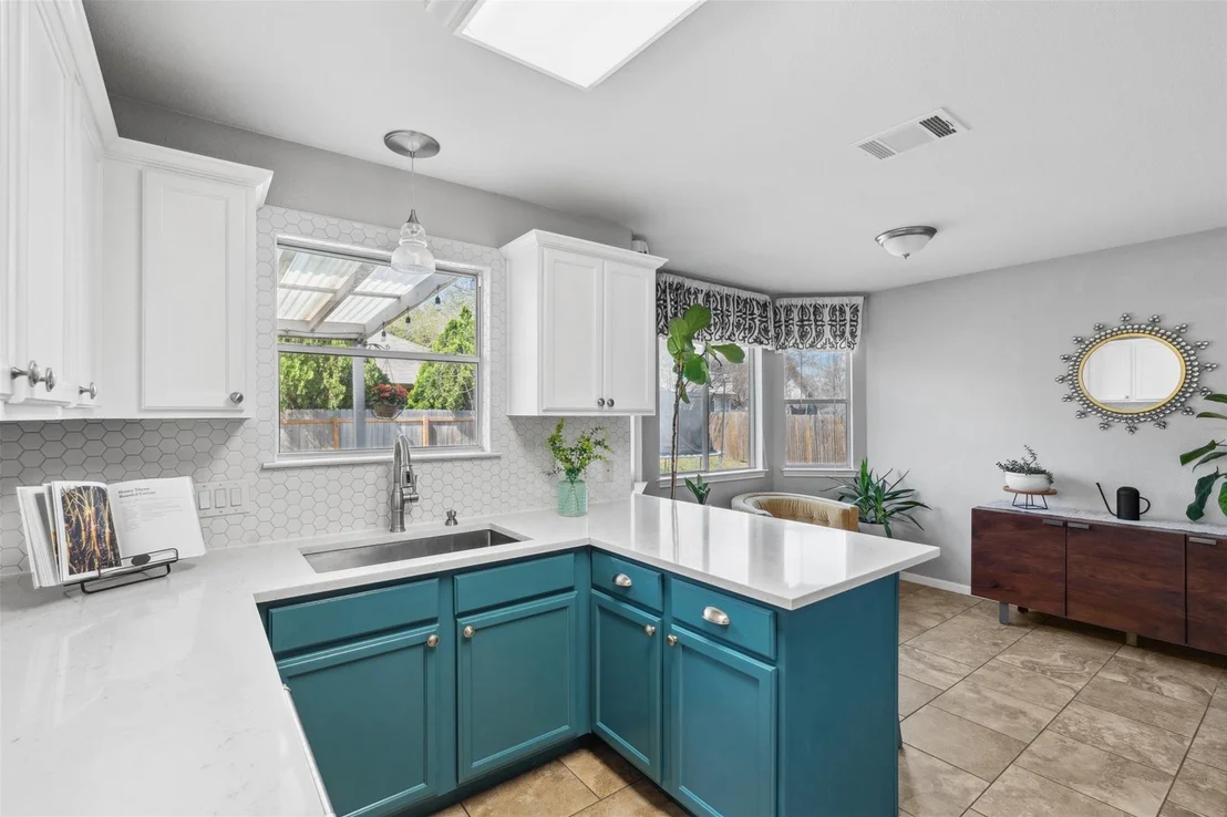 Photo of 100 Osage CT