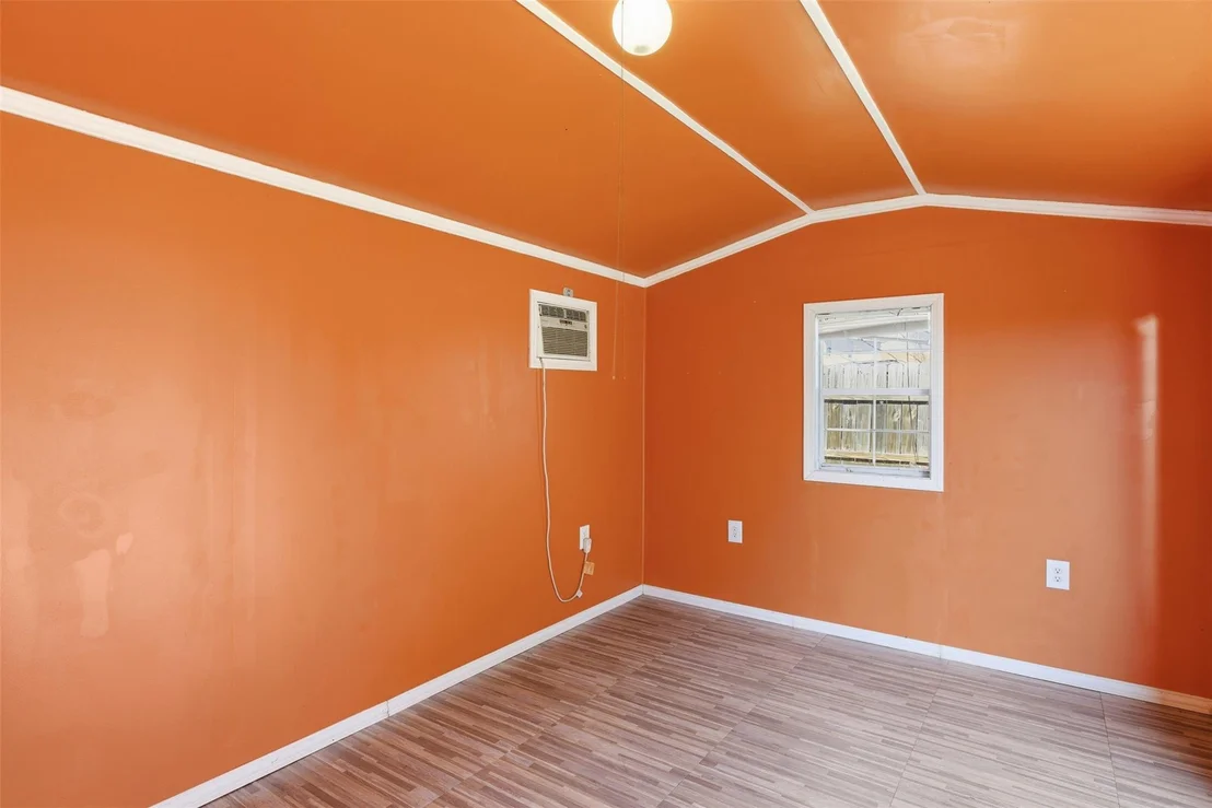 Photo of 709 Lavaca LOOP