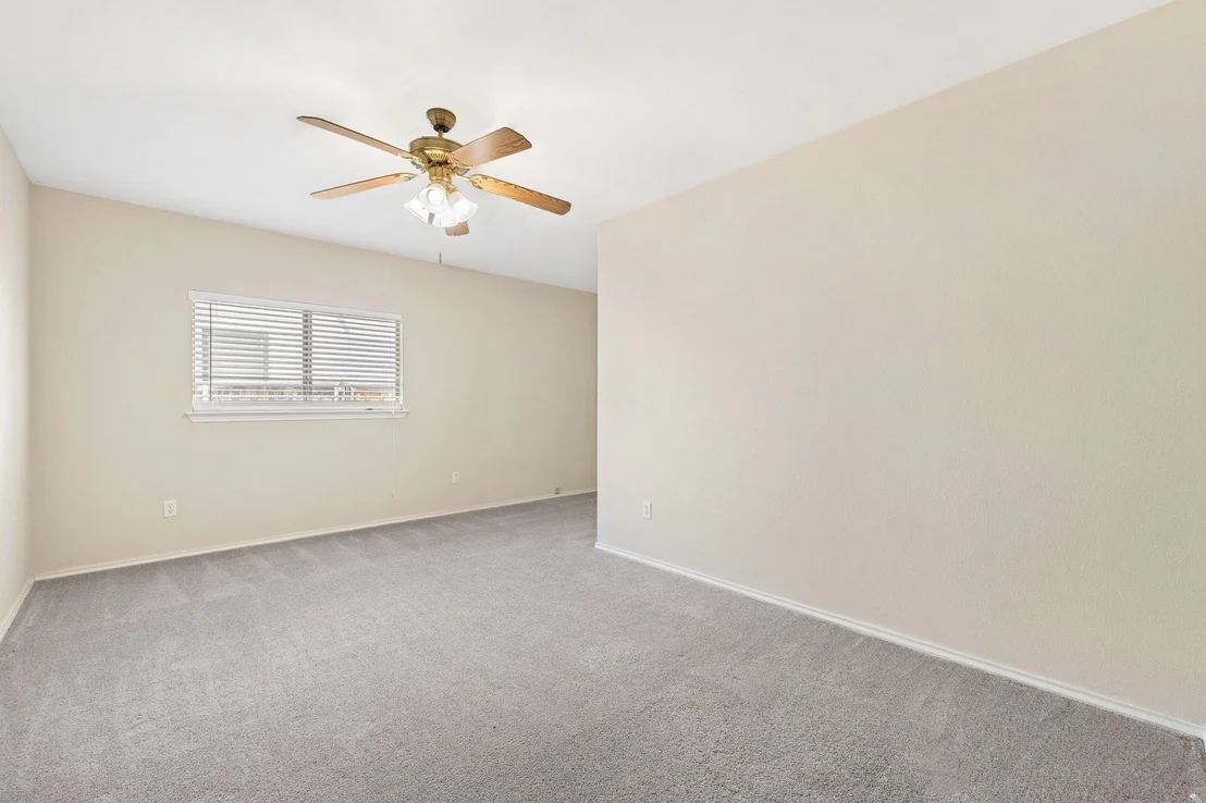 Photo of 301 Wildwood DR