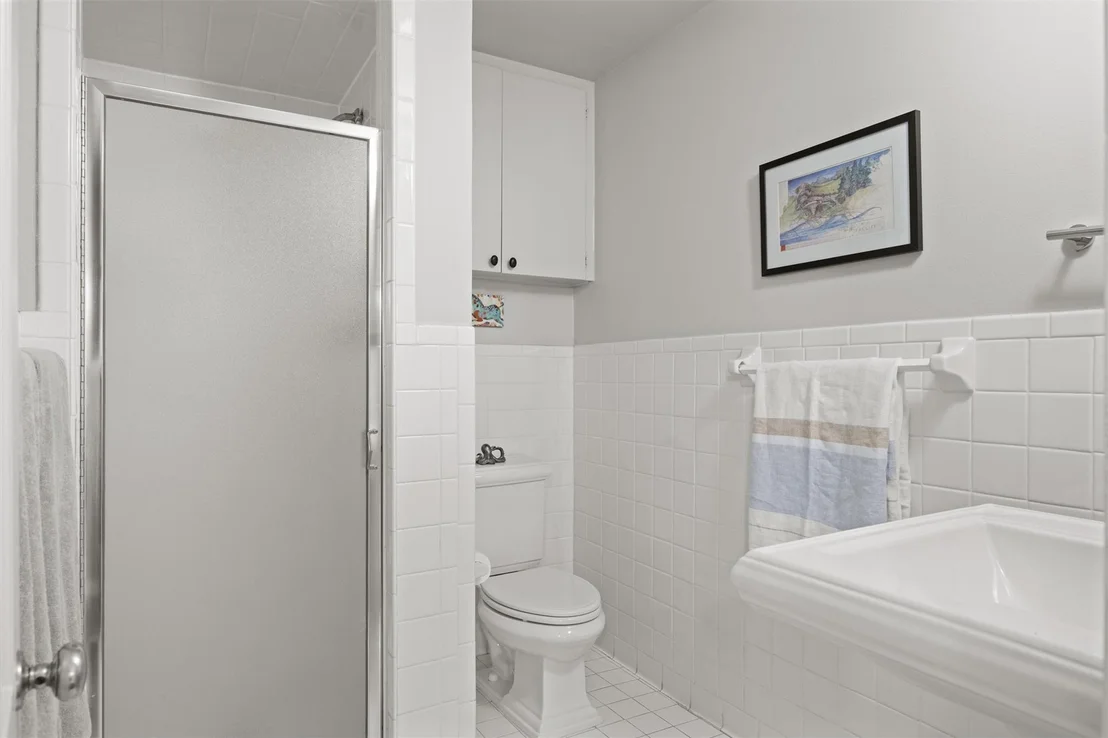 Photo of 2203 Mountain View RD