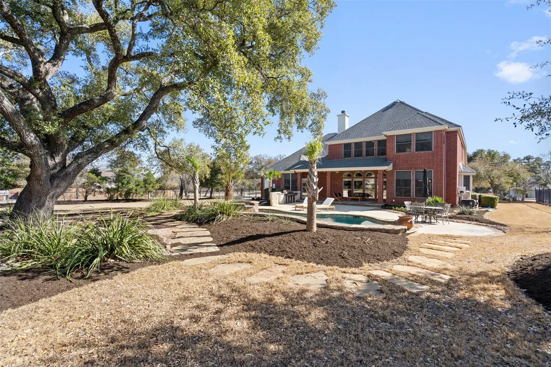 Photo of 30302 Berry Creek DR