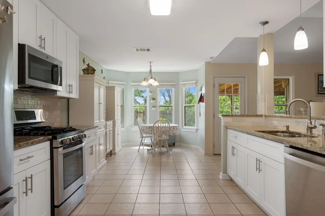 Photo of 206 Evergreen CIR