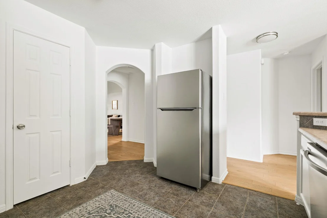 Photo of 1535 Lorson LOOP