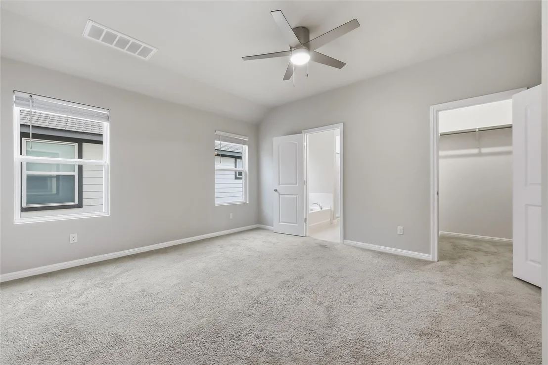 Photo of 2520 Roosevelt RD