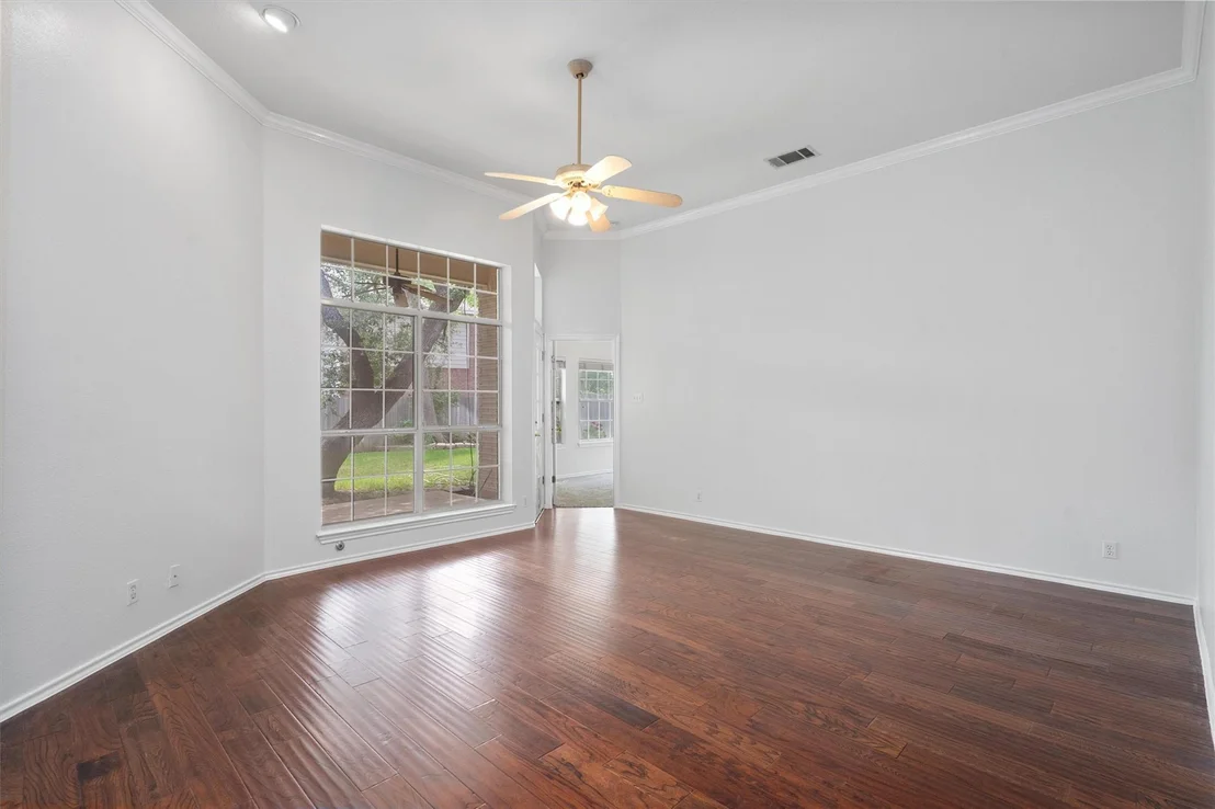 Photo of 2820 Blue Jay DR