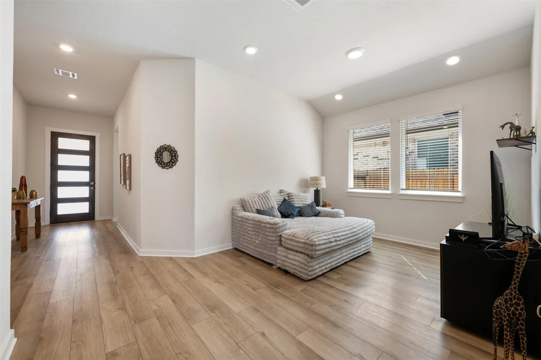 Photo of 405 Mountain Sky BND