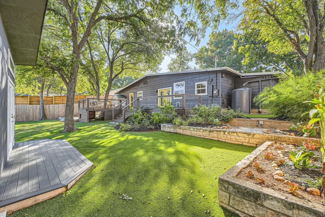 Photo of 3505 Fleetwood DR