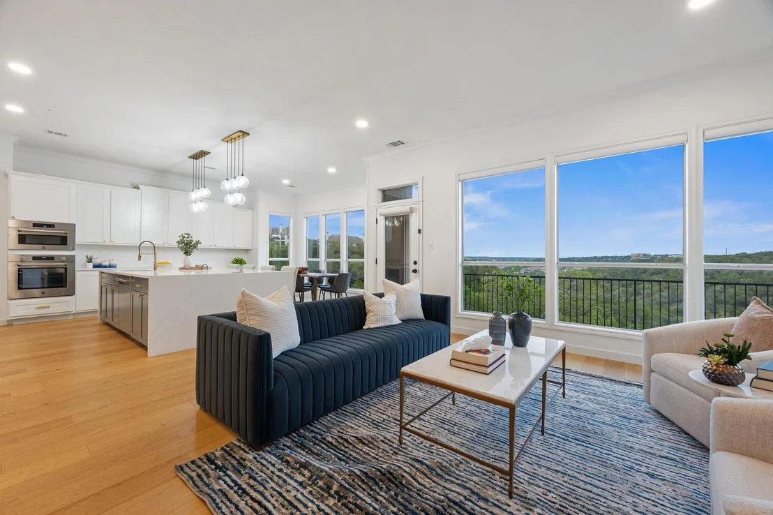 Photo of 5000 Valburn CT