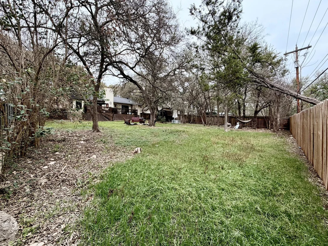Photo of 619 Franklin DR