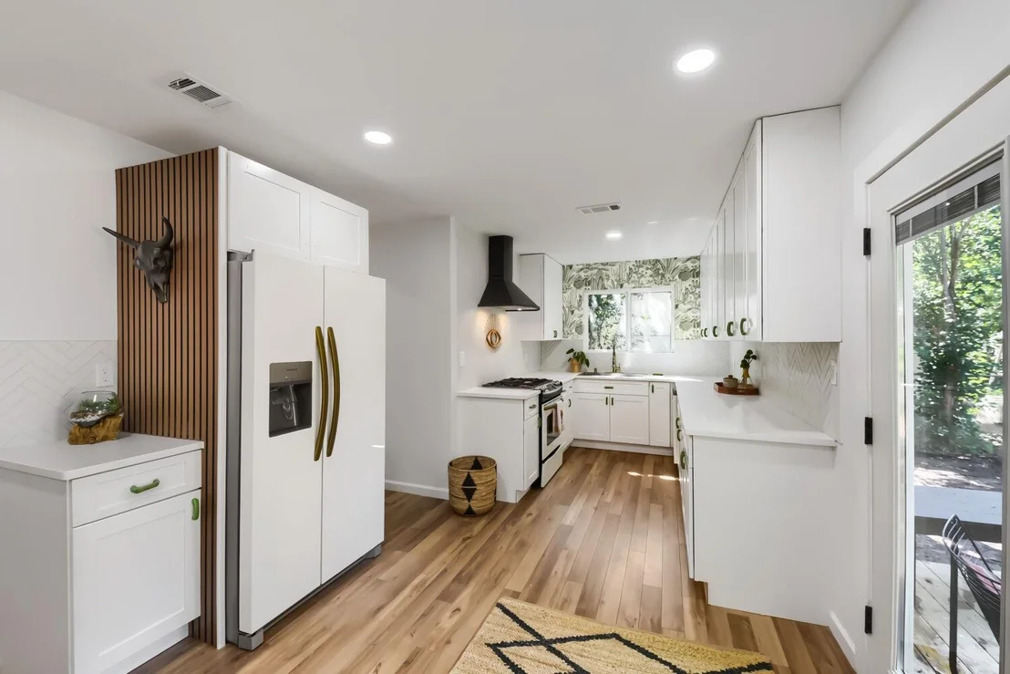 Photo of 304 Sheraton Ave