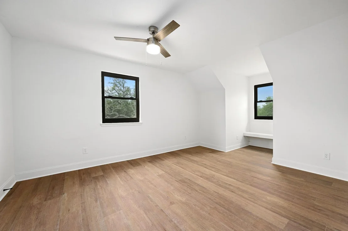 Photo of 322 Mesa Oaks