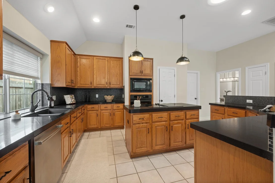 Photo of 8141 Jester BLVD