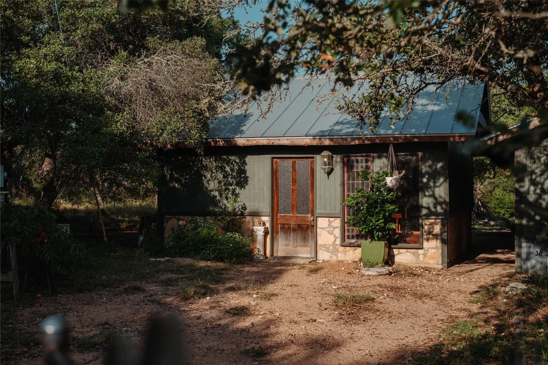 Photo of 435 Spangenberg RD