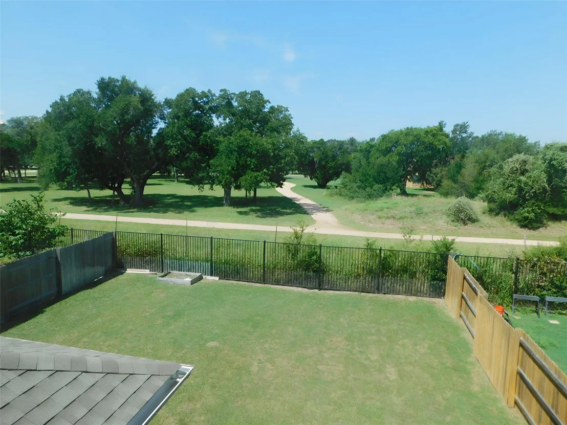 Photo of 2121 WOODED RUN TRL