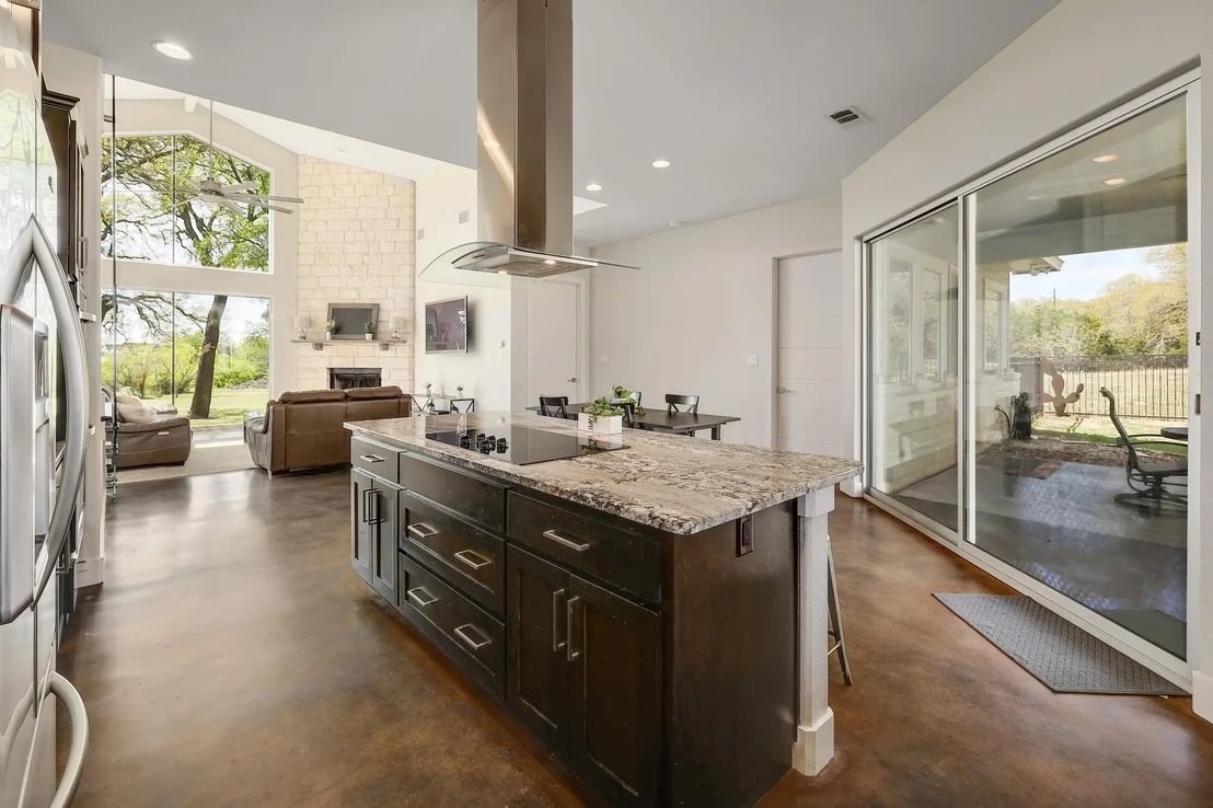 Photo of 23928 Oscar RD