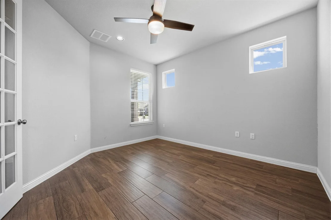 Photo of 2209 Littleleaf LN