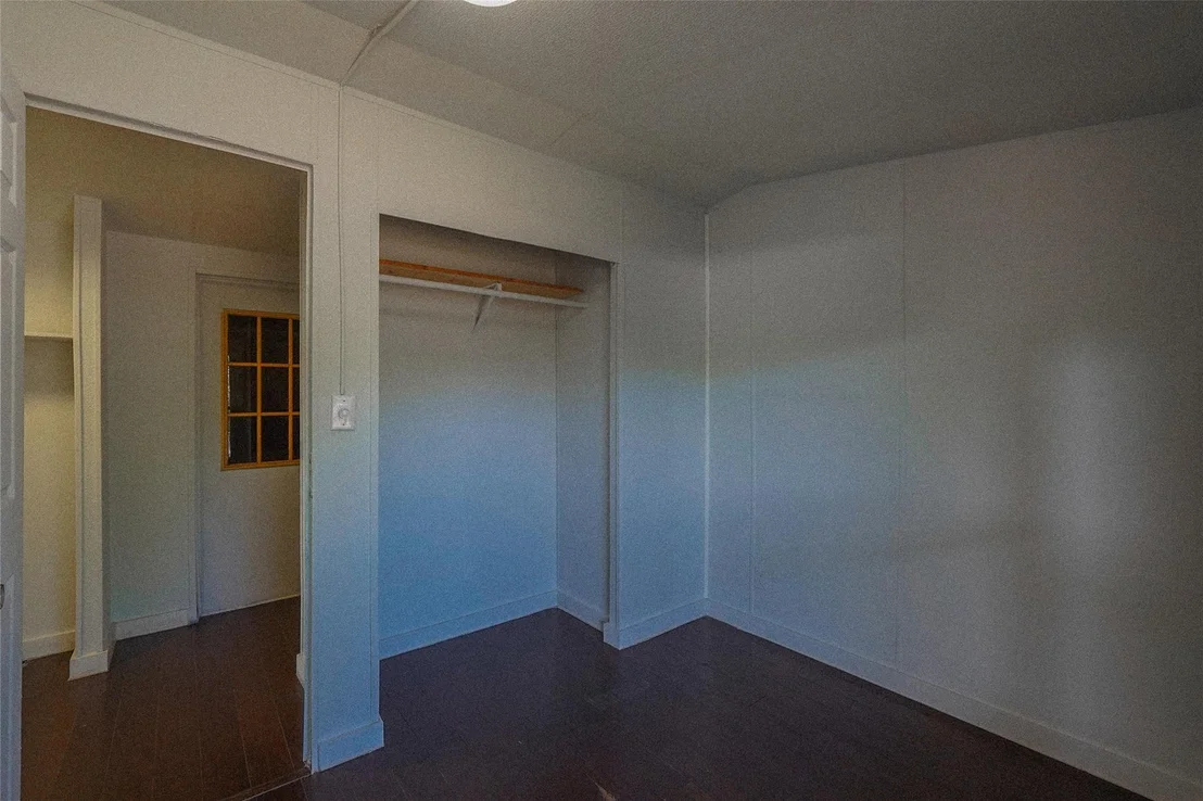 Photo of 155 5th ST