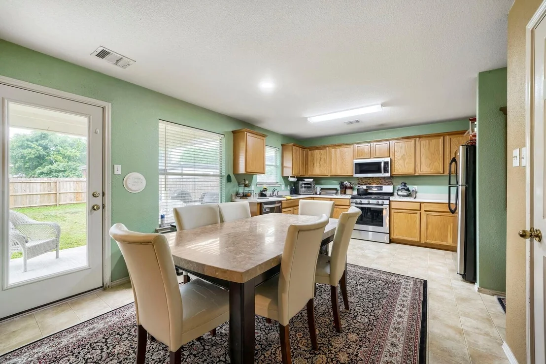 Photo of 1017 Coronation WAY