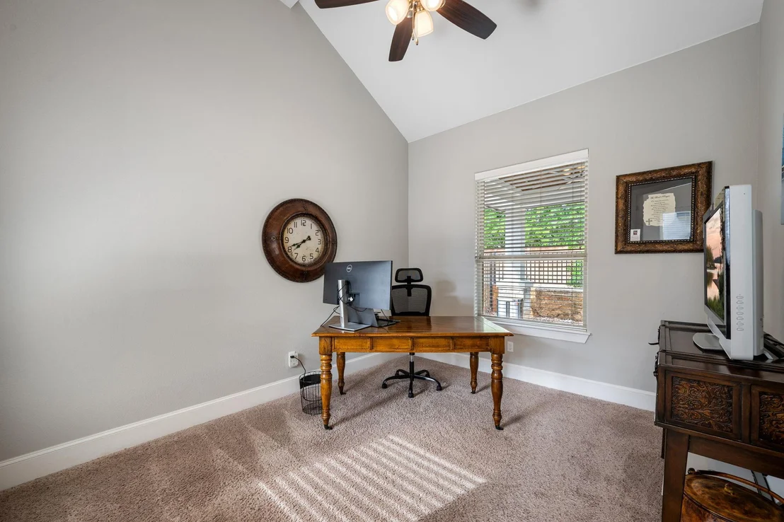 Photo of 401 Skyflower DR