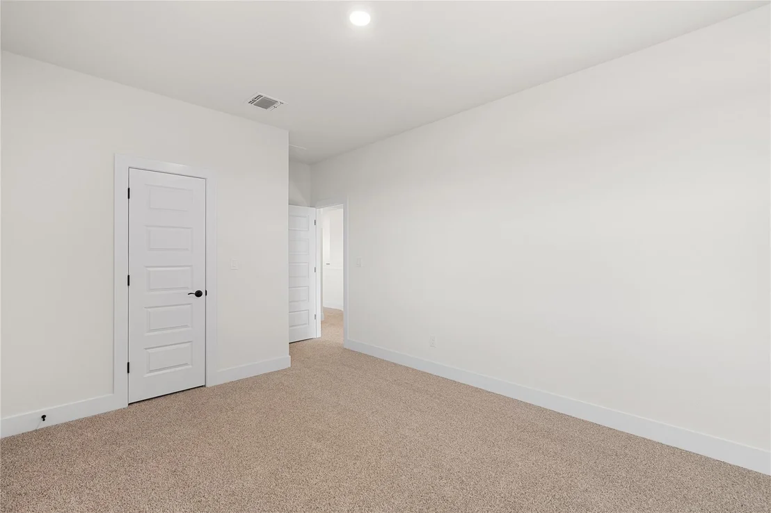 Photo of 2116 Tobiano TRCE