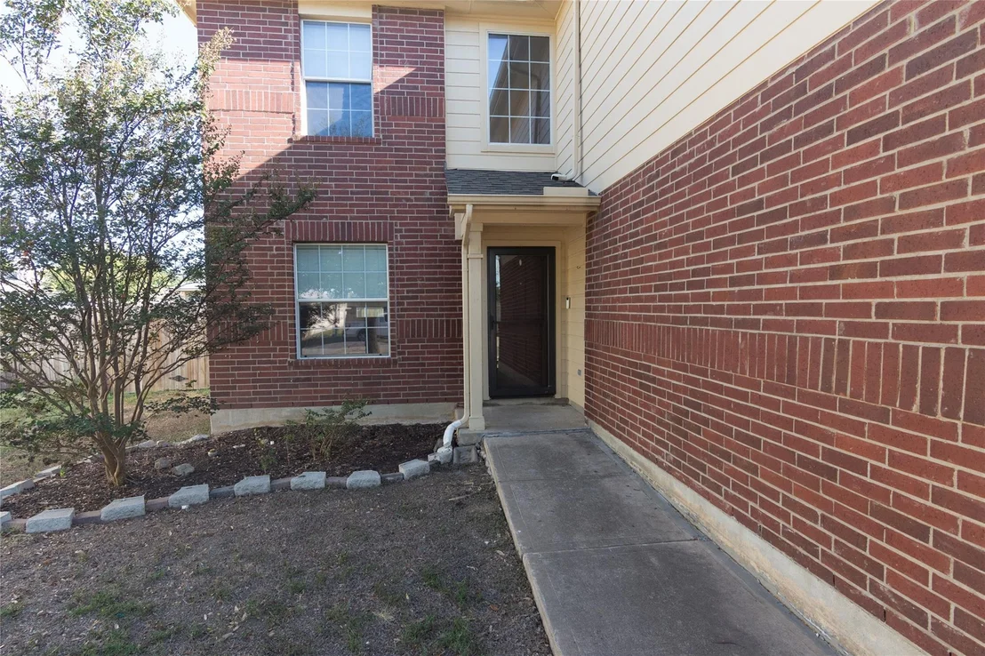 Photo of 104 Phillips ST