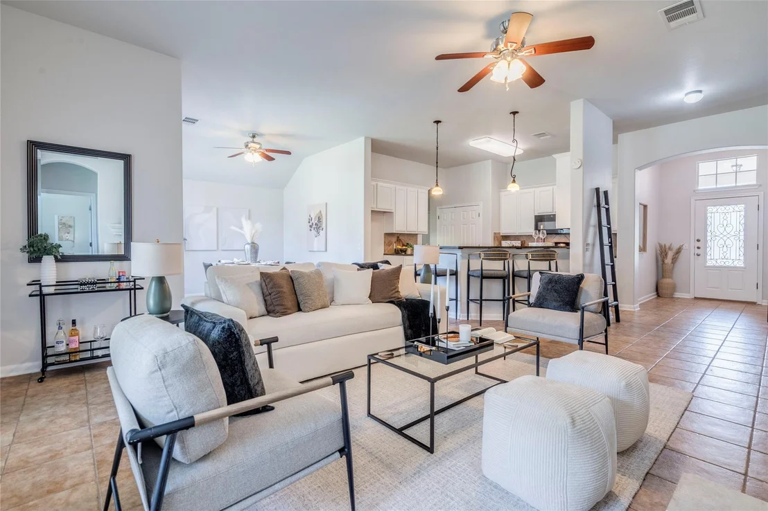 Photo of 813 Kingston Lacy BLVD