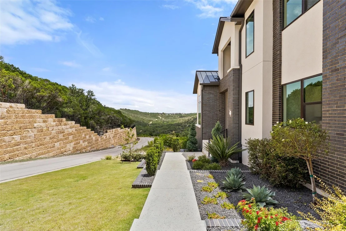 Photo of 104 High View TRL