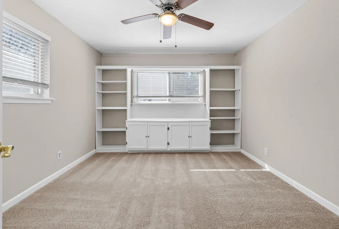 Photo of 8124 Joy RD