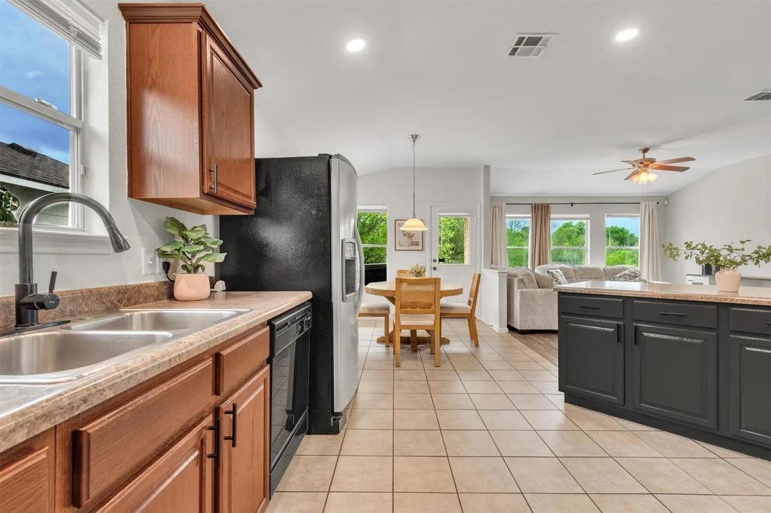 Photo of 6105 Constellation CIR