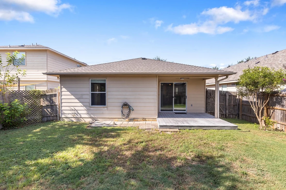 Photo of 148 Grazing Horse LN