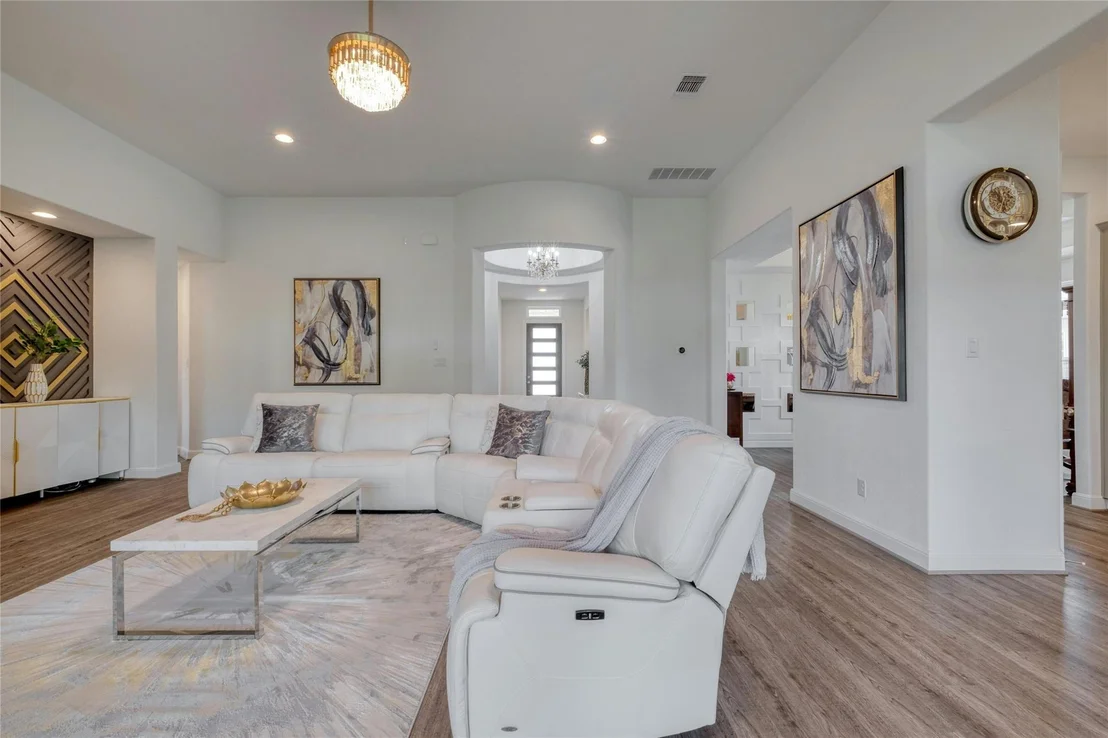 Photo of 409 Ocate Mesa TRL