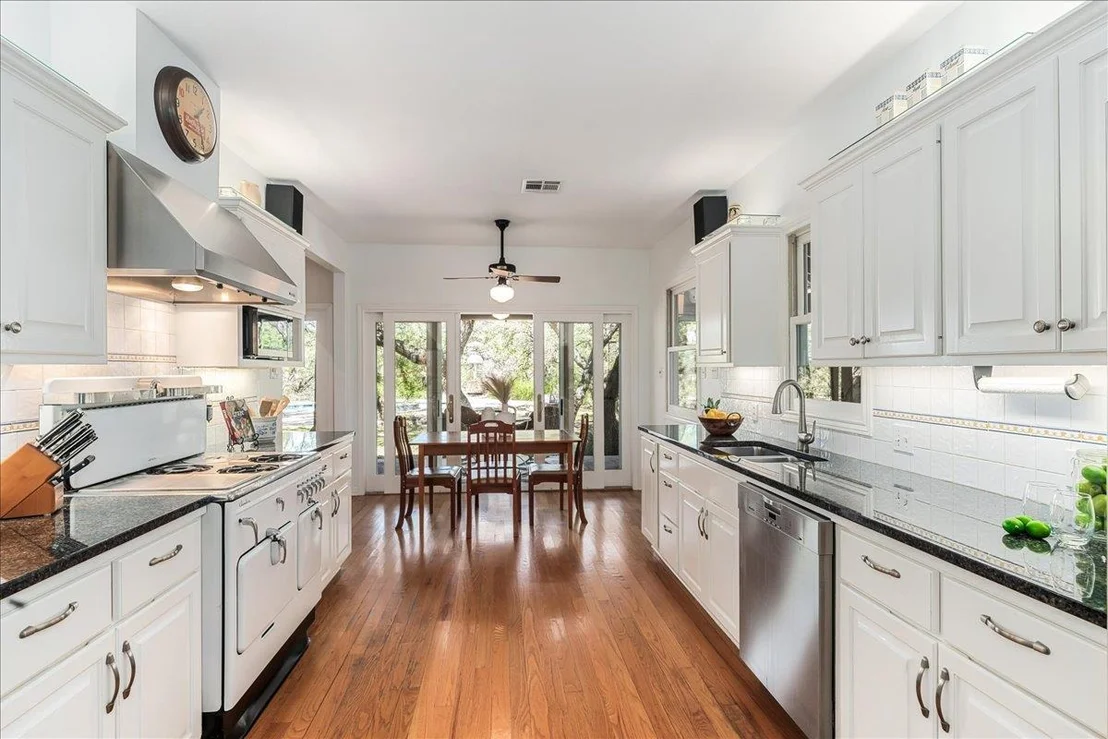 Photo of 8300 SPANISH OAK CIR