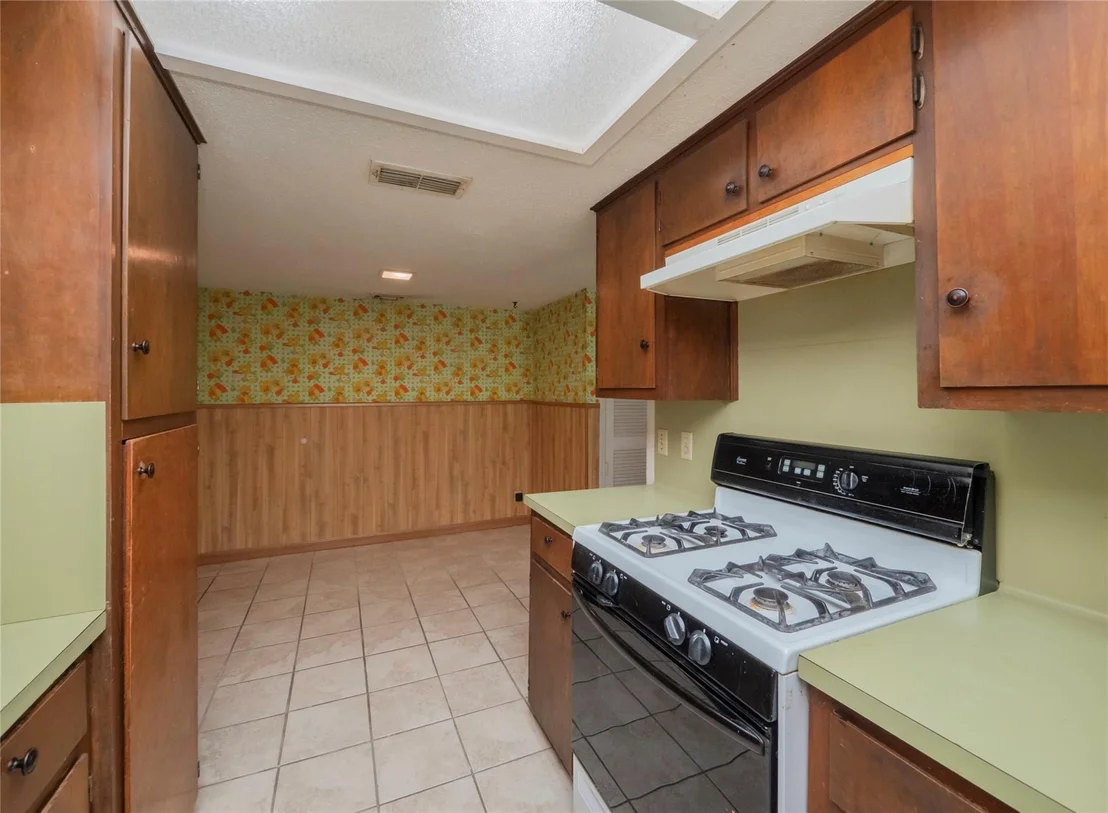 Photo of 5000 Creek Bend DR