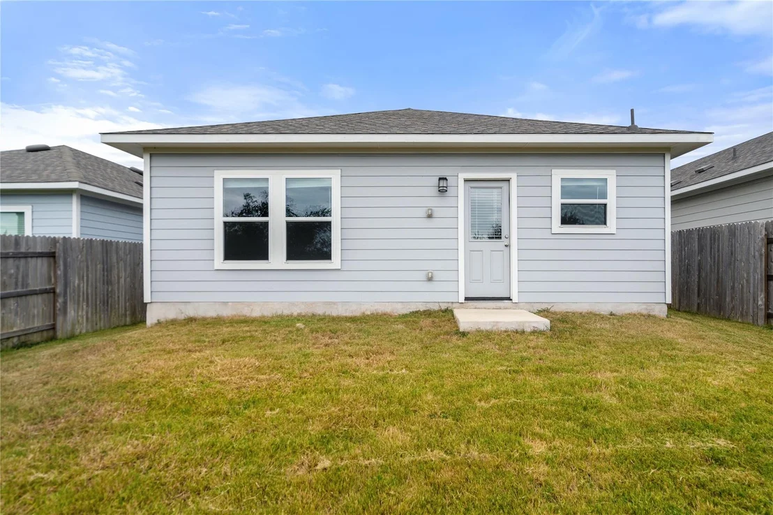 Photo of 129 Tall Grass DR