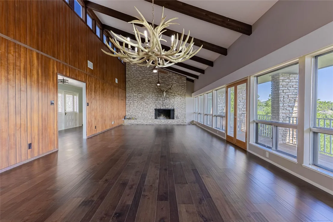 Photo of 18106 Travis CIR